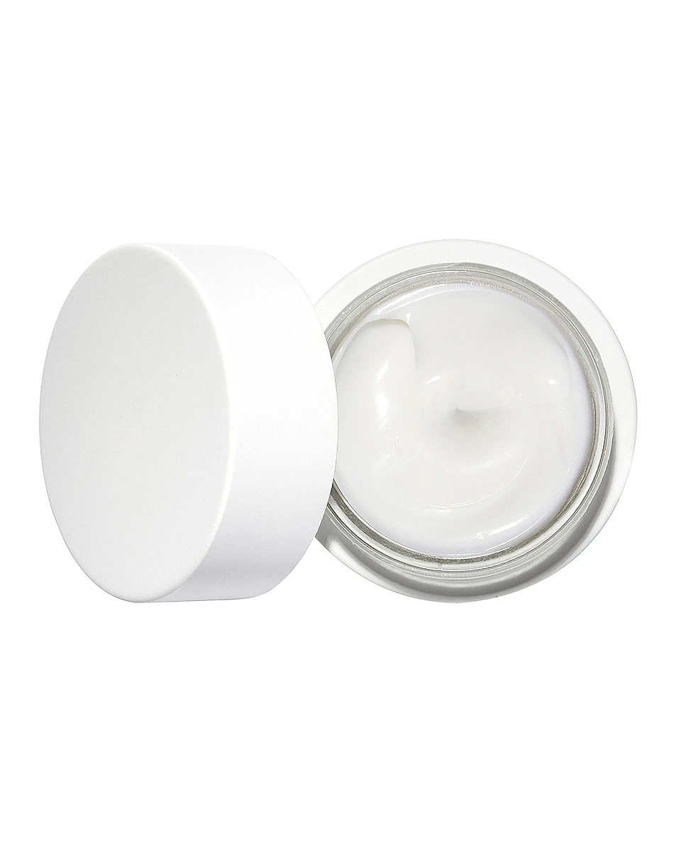 Dr. Barbara Sturm Super Anti-Aging Face Cream 6 Dr. Barbara Sturm Super Anti-Aging Face Cream - Image 4