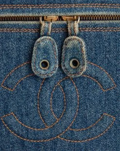 FWRD Renew Chanel Denim Coco Vanity Bag 14 FWRD Renew Chanel Denim Coco Vanity Bag -cosmetic shop FNEF WY1302 V6