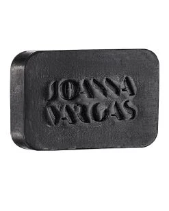 Joanna Vargas Miracle Bar