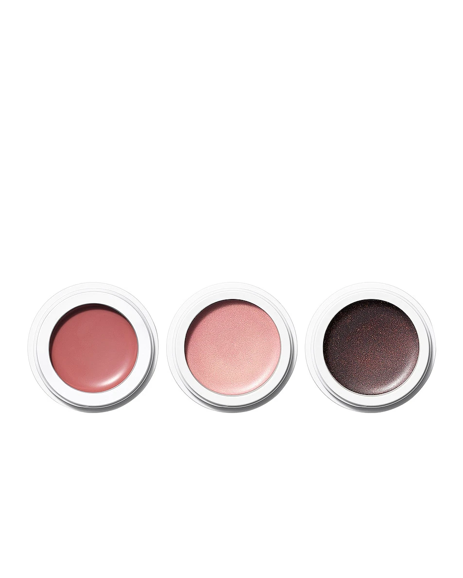 Manasi 7 For Fwrd Limited Edition Sophisticated Radiance Box 4 Manasi 7 For Fwrd Limited Edition Sophisticated Radiance Box - Image 2