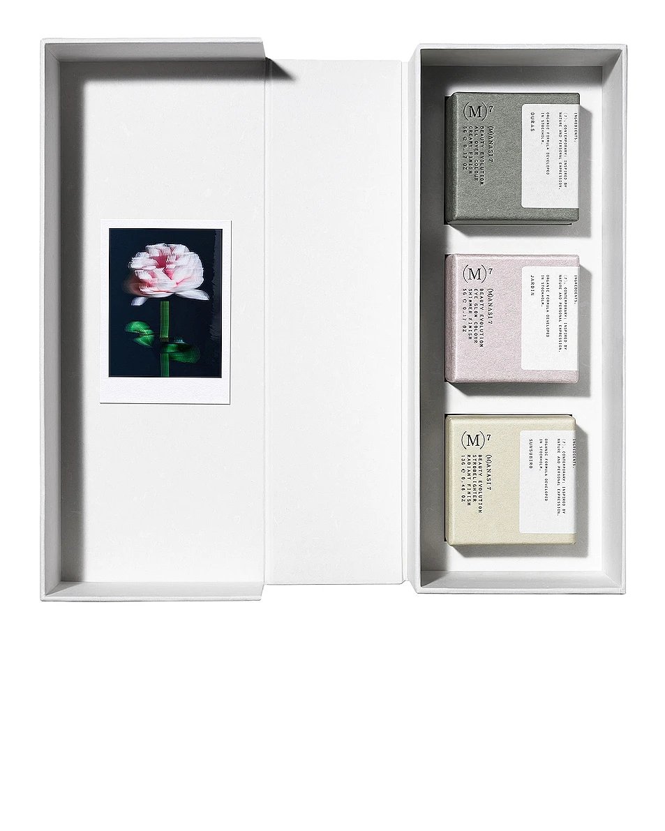 Manasi 7 For Fwrd Limited Edition Sophisticated Radiance Box 3 Manasi 7 For Fwrd Limited Edition Sophisticated Radiance Box